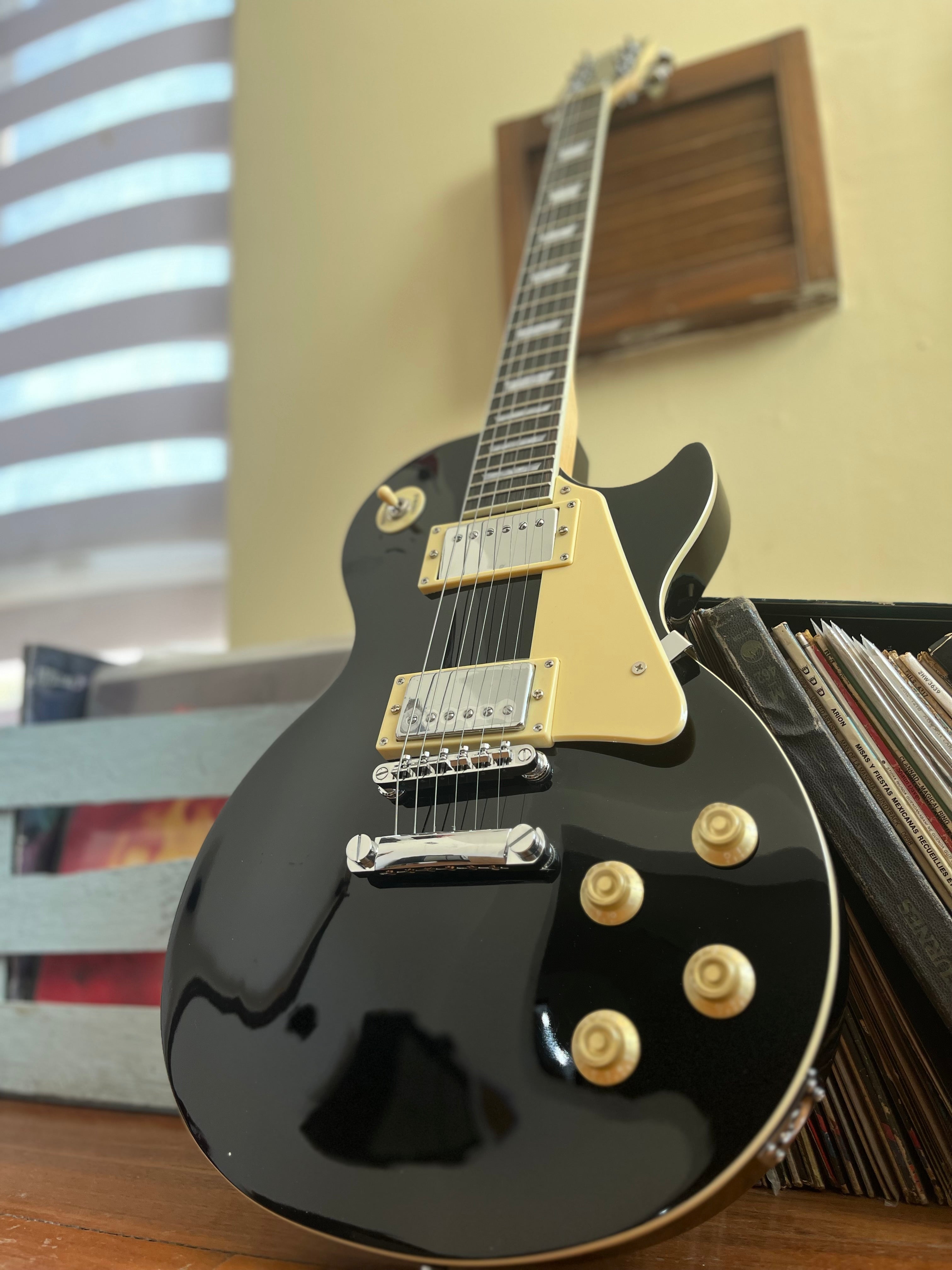 Guitarra eléctrica Logan | Les Paul Logan